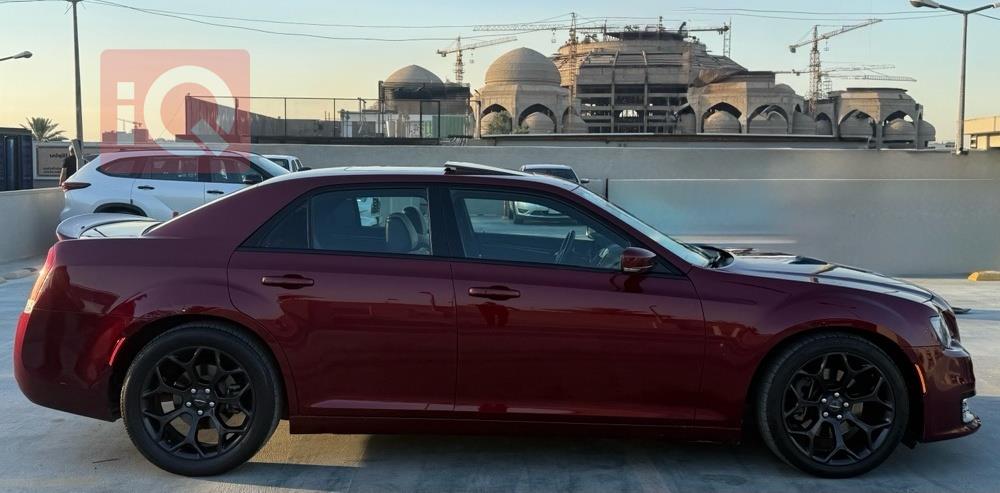 كرايسلر 300